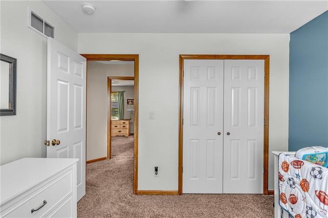 713 N Eagle Pass Drive, Lawrence, KS 66049