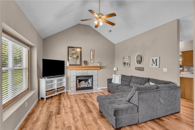 713 N Eagle Pass Drive, Lawrence, KS 66049