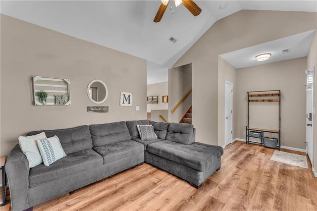 713 N Eagle Pass Drive, Lawrence, KS 66049