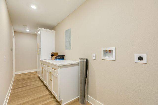 136 Talisman Street, Lake Jackson, TX 77566