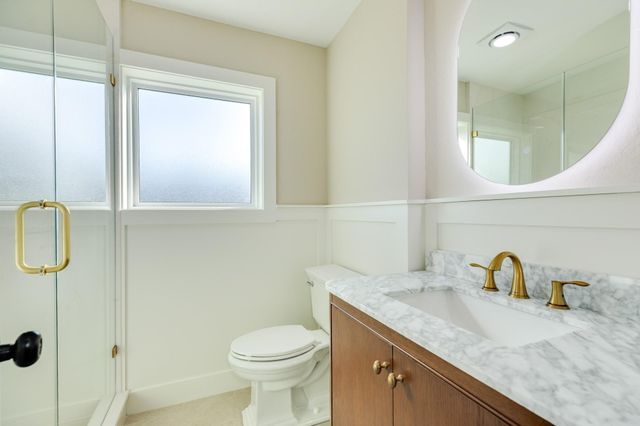 136 Talisman Street, Lake Jackson, TX 77566