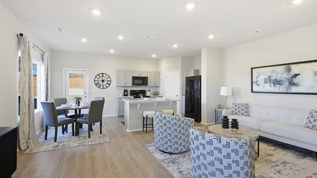 6604 SW Memphis Avenue, Bentonville, AR 72713