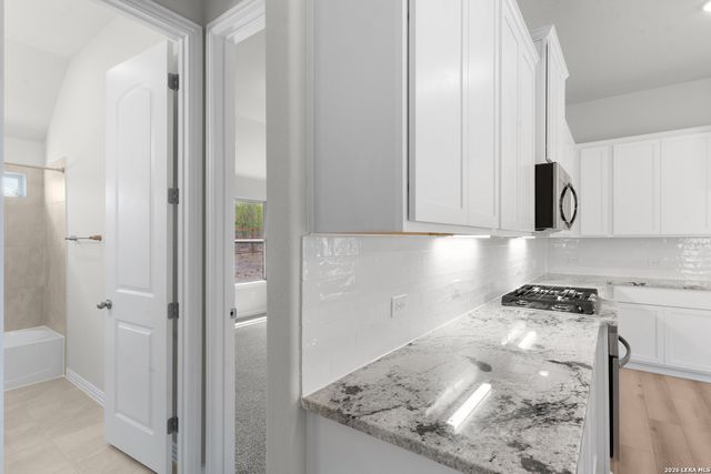 8051 Coral Draw, Schertz, TX 78154
