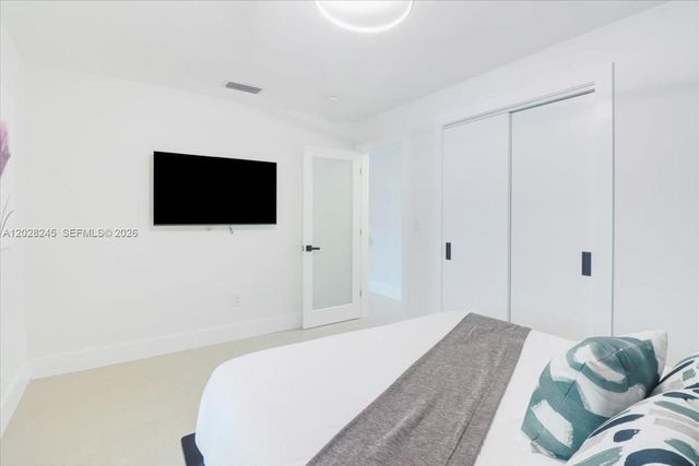 2215 Cleveland Street, Hollywood, FL 33020