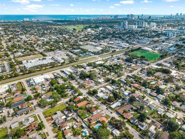 2215 Cleveland Street, Hollywood, FL 33020