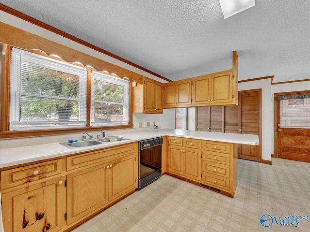 301 Shaw Street, Athens, AL 35611