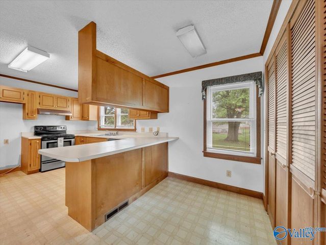 301 Shaw Street, Athens, AL 35611