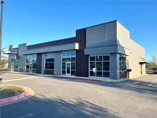 1110 SE 28th Street, Bentonville, AR 72712