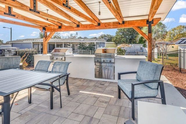 169 Crooked Island Circle, Murrells Inlet, SC 29576