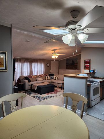 169 Crooked Island Circle, Murrells Inlet, SC 29576