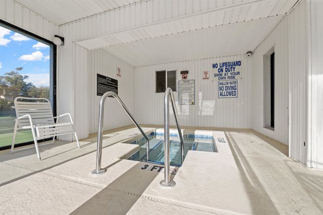 601 Mitchell Dr Apt 606, Myrtle Beach, SC 29577