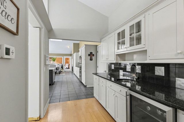 9209 W L Avenue W, Oshtemo Twp, MI 49009