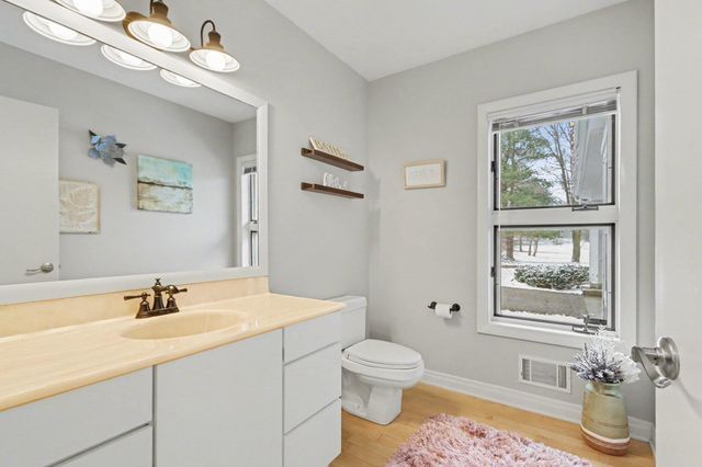 9209 W L Avenue W, Oshtemo Twp, MI 49009