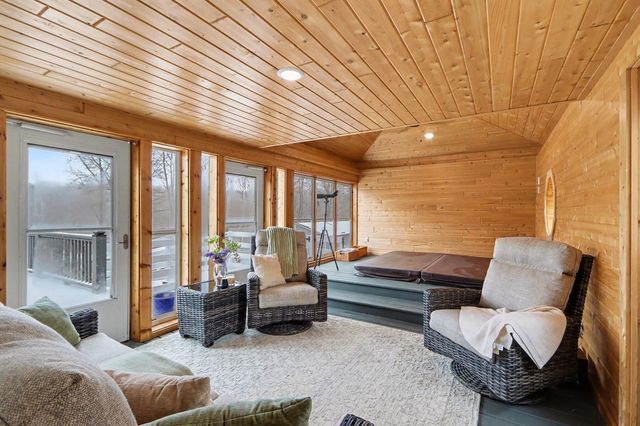 9209 W L Avenue W, Oshtemo Twp, MI 49009