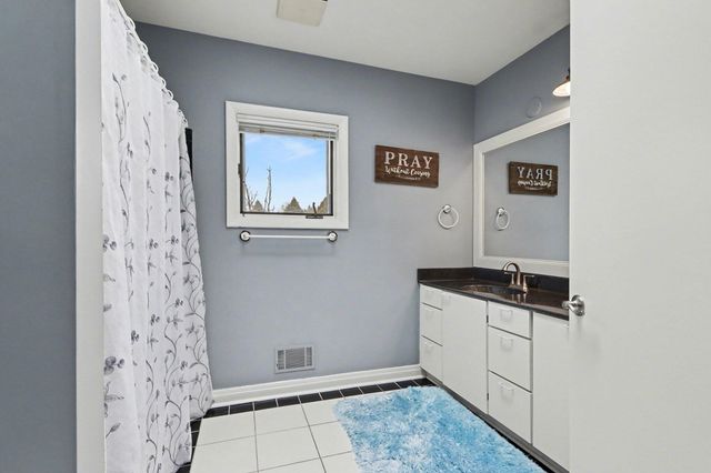 9209 W L Avenue W, Oshtemo Twp, MI 49009