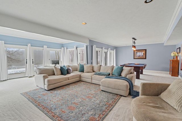 9209 W L Avenue W, Oshtemo Twp, MI 49009