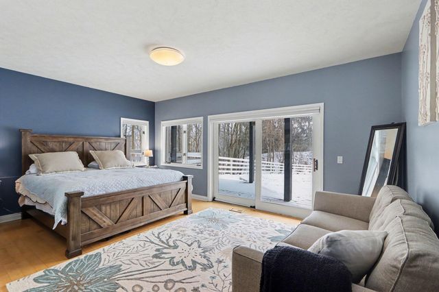 9209 W L Avenue W, Oshtemo Twp, MI 49009