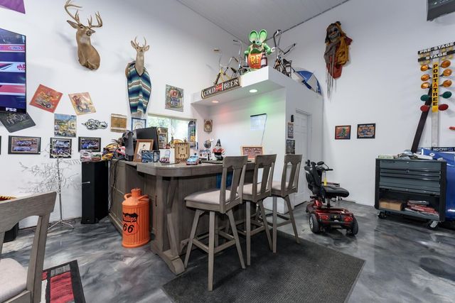 9209 W L Avenue W, Oshtemo Twp, MI 49009