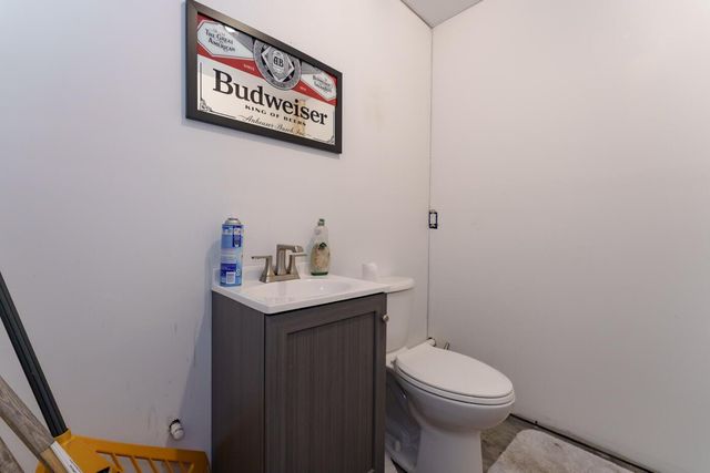 9209 W L Avenue W, Oshtemo Twp, MI 49009