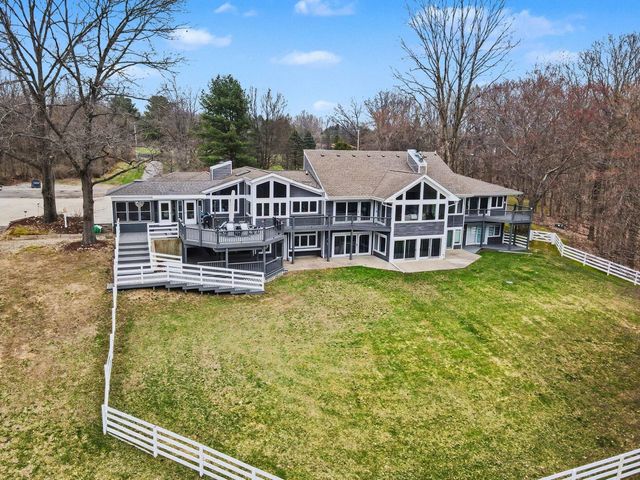 9209 W L Avenue W, Oshtemo Twp, MI 49009