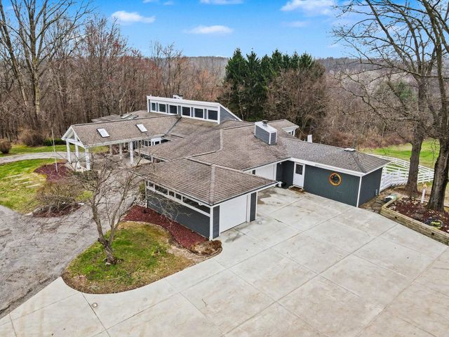 9209 W L Avenue W, Oshtemo Twp, MI 49009