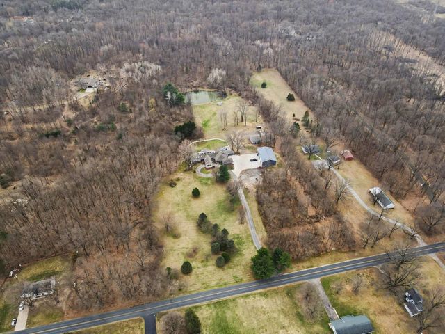 9209 W L Avenue W, Oshtemo Twp, MI 49009