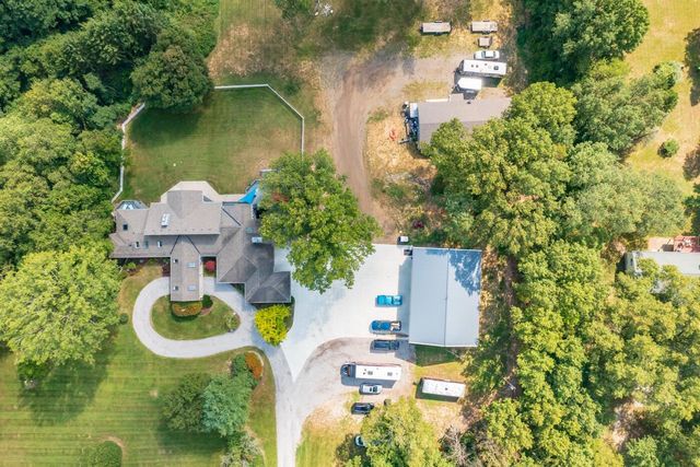 9209 W L Avenue W, Oshtemo Twp, MI 49009