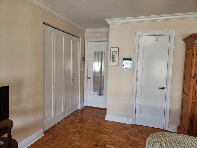 18-05 215th Street 14S, Bayside, NY 11360