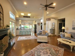 2827 E Shea, Fresno, CA 93720