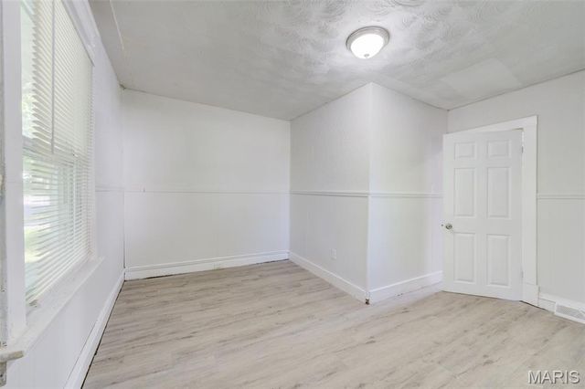 7200 Jenwood Avenue, St Louis, MO 63136