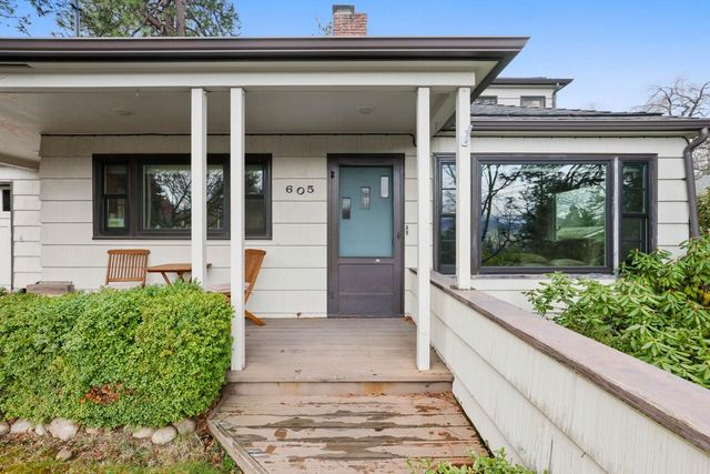 605 Elkader Street, Ashland, OR 97520