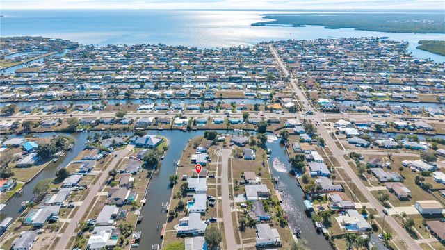 127 GODFREY AVENUE NE, Port Charlotte, FL 33952