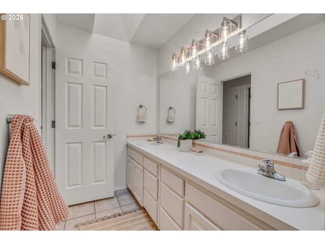 4755 Sw JOSHUA St, Tualatin, OR 97062