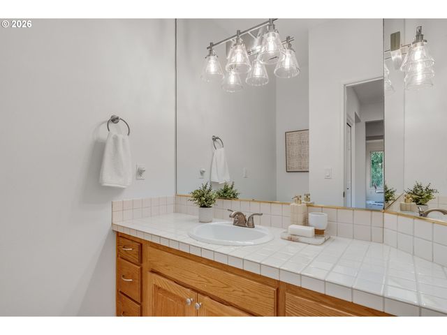 4755 Sw JOSHUA St, Tualatin, OR 97062