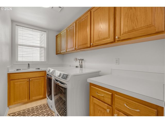 4755 Sw JOSHUA St, Tualatin, OR 97062