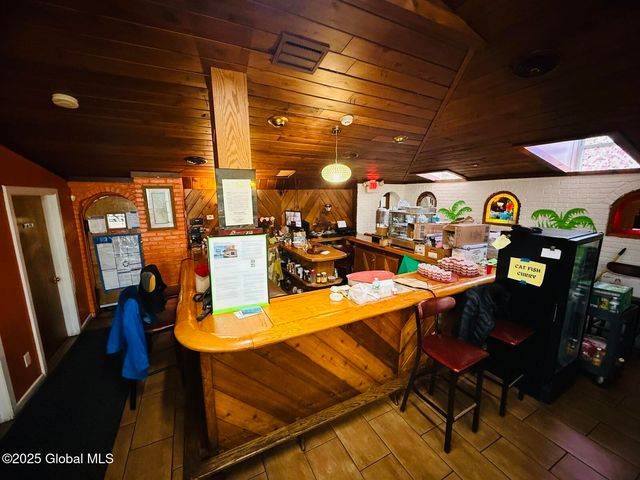 1414 State Street, Schenectady, NY 12304