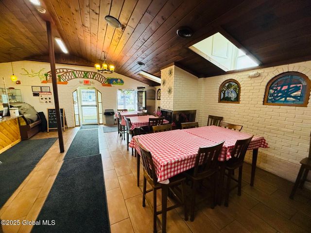 1414 State Street, Schenectady, NY 12304