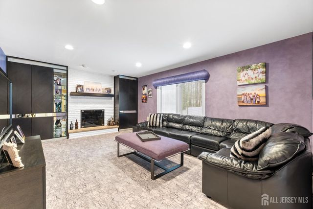 8 Willow Ridge Court, Old Bridge, NJ 08857