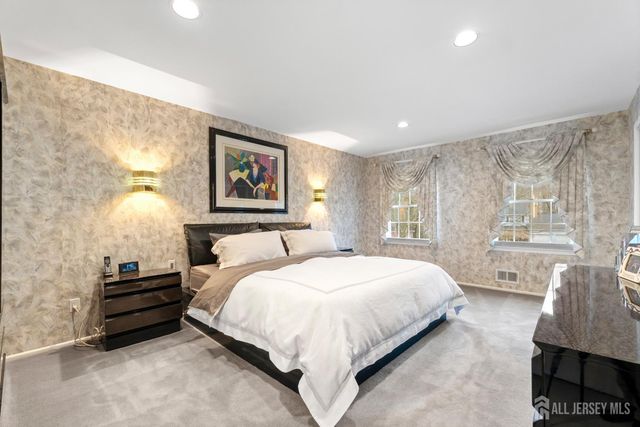 8 Willow Ridge Court, Old Bridge, NJ 08857