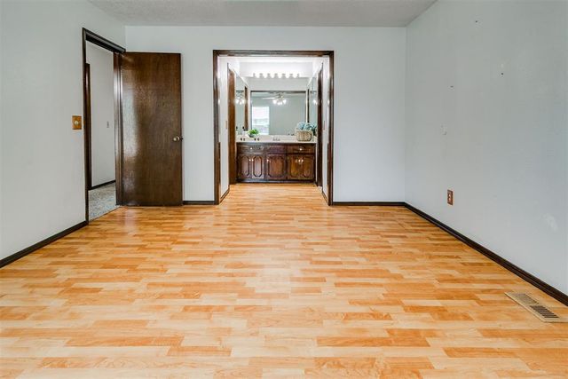 2317 NW 113th Street, Oklahoma City, OK 73120