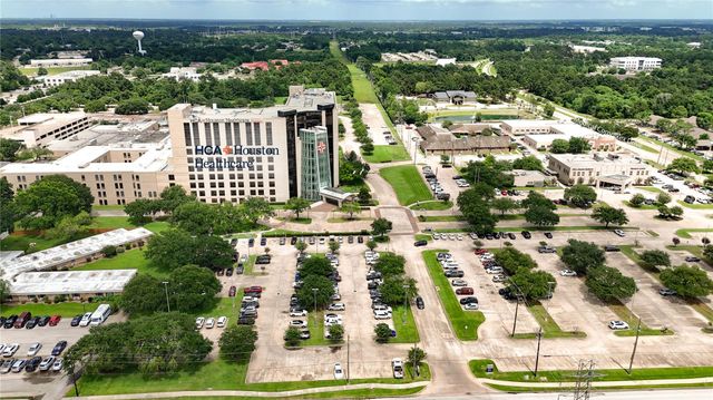 922 Agg Road, Tomball, TX 77375