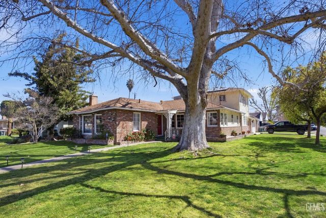 2500 Pine Street, Bakersfield, CA 93301