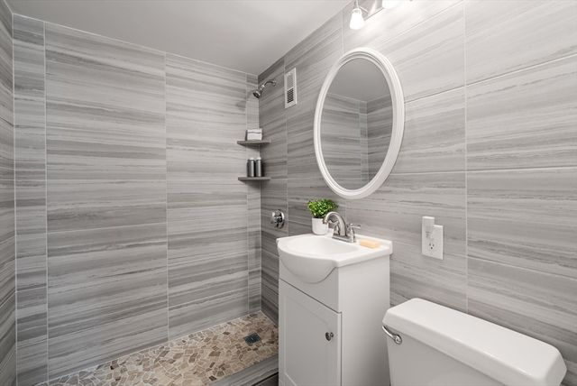 29 Concord Avenue 705, Cambridge, MA 02138