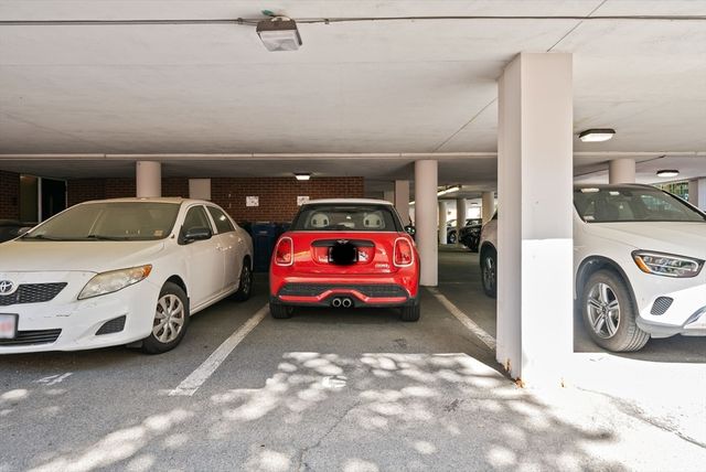 29 Concord Avenue 705, Cambridge, MA 02138