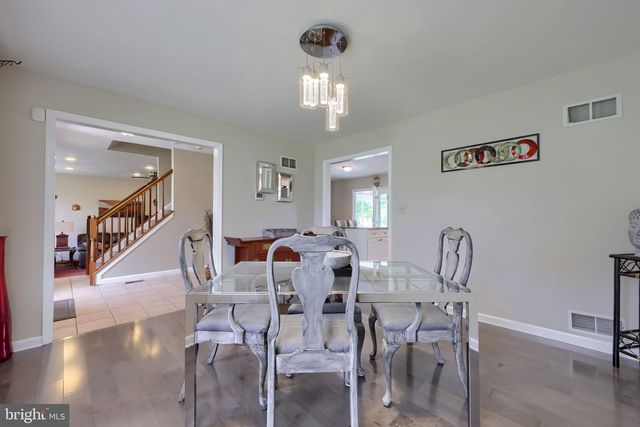 2455 BRANDYWINE LN, York, PA 17404