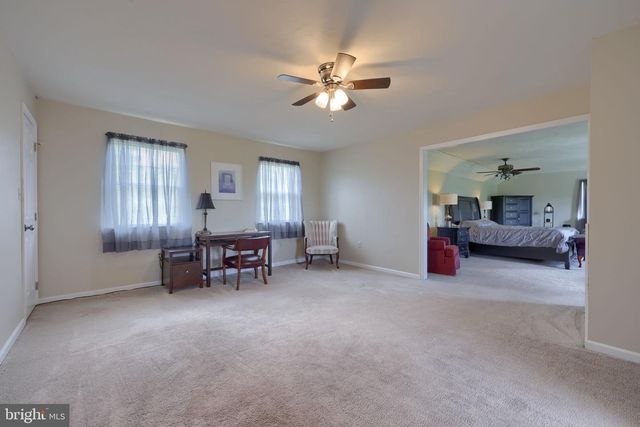 2455 BRANDYWINE LN, York, PA 17404