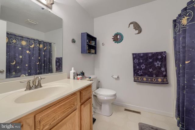 2455 BRANDYWINE LN, York, PA 17404