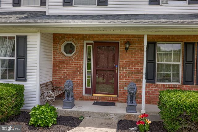 2455 BRANDYWINE LN, York, PA 17404