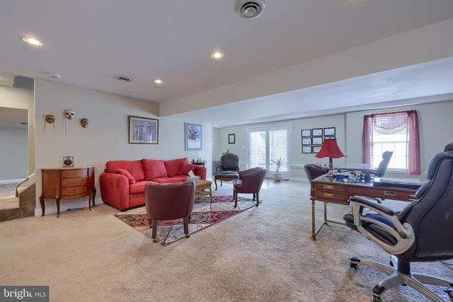 2455 BRANDYWINE LN, York, PA 17404