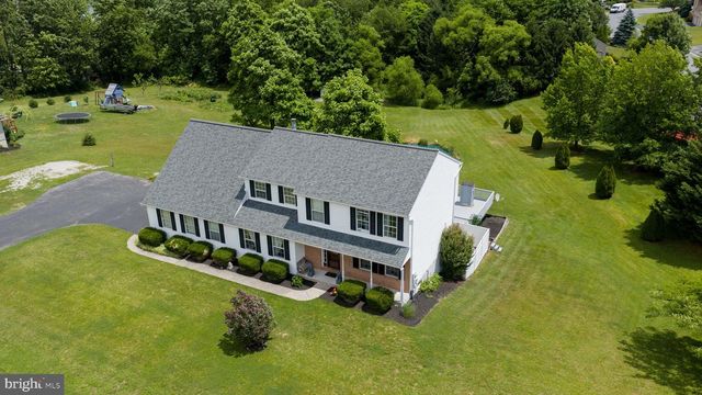 2455 BRANDYWINE LN, York, PA 17404